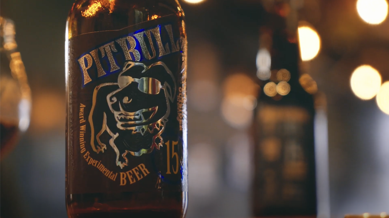 OUTSIDER BREWING様「クラフトビール　PIT BULL」ビールラベル